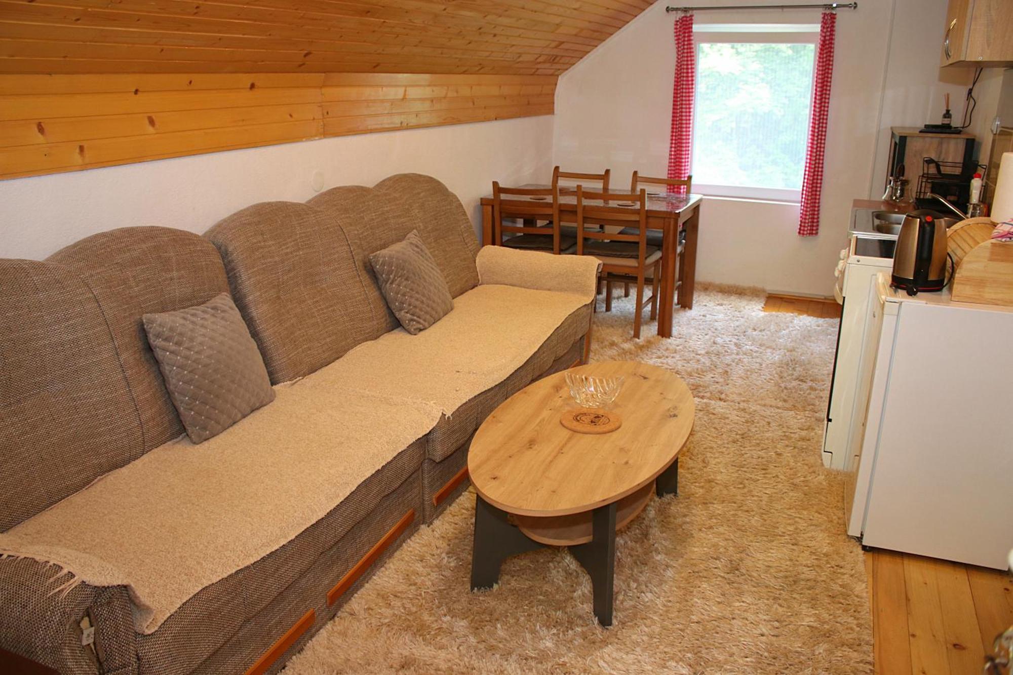 Domacinstvo Na Kraju Svijeta Guest House Sipovo Ngoại thất bức ảnh