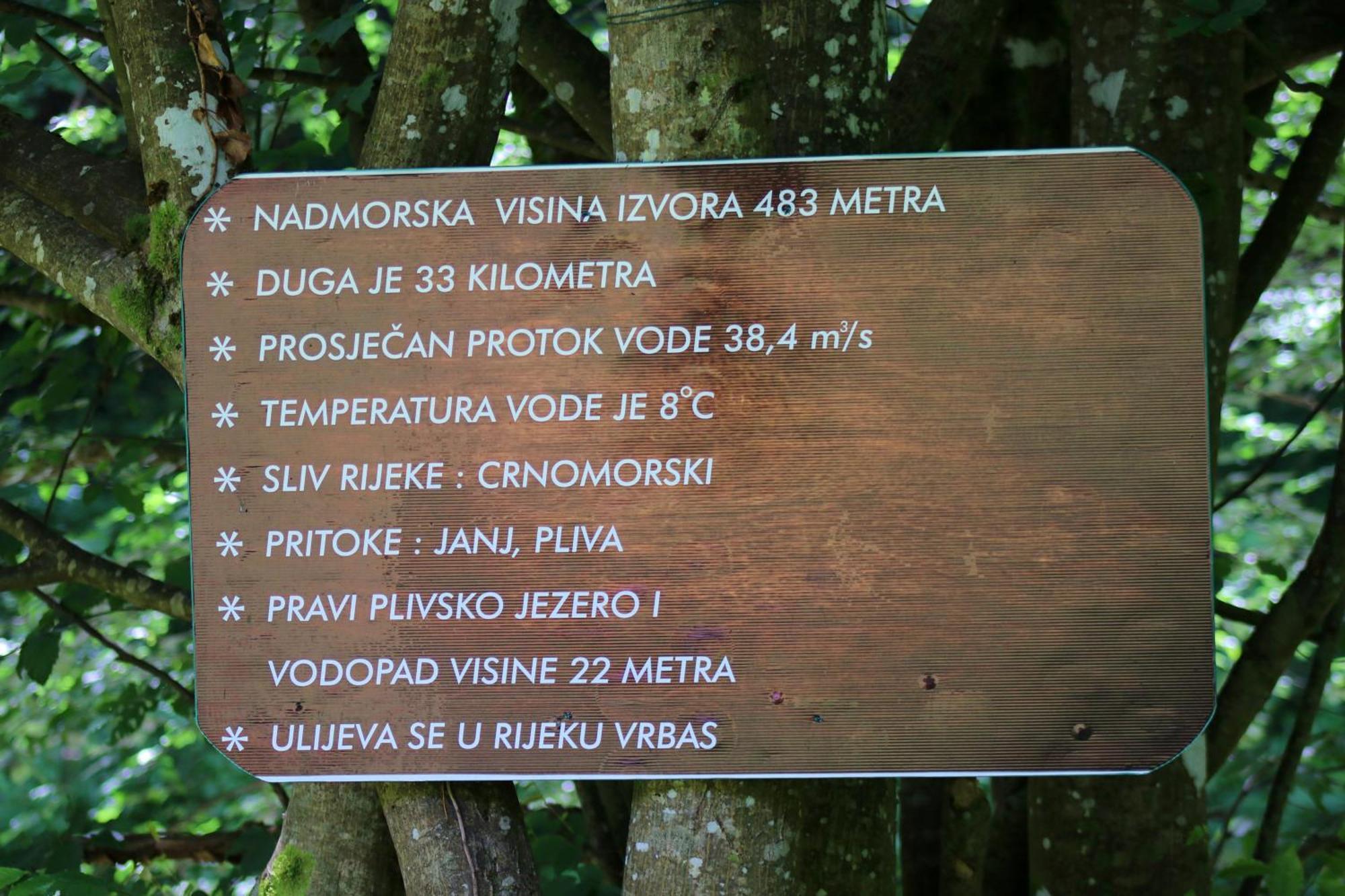 Domacinstvo Na Kraju Svijeta Guest House Sipovo Ngoại thất bức ảnh
